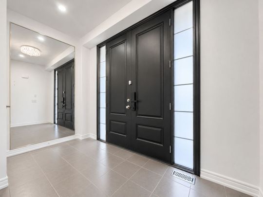 For Lease - 91 Cobb Street, Aurora, Ontario - Photo 1