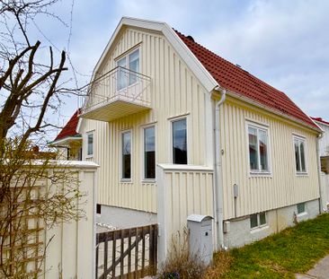 Drotsvägen, Skarpnäck - Photo 1