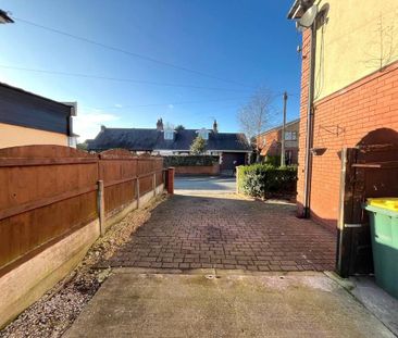 3 bedroom semi-detached house to rent - Photo 6