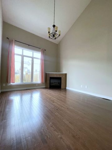 For Lease - 359 Kingbrook Drive, Kanata, Ontario - Photo 3