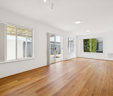 Newly Renovated Gem - Photo 2