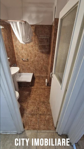 Apartament 3 camere, decomandat, mobilat, Eremia Grigorescu. - Photo 4
