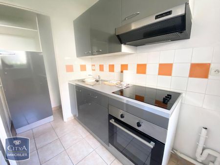 Location Appartement 2 pièces 54m² SOMAIN 59490 - Photo 5