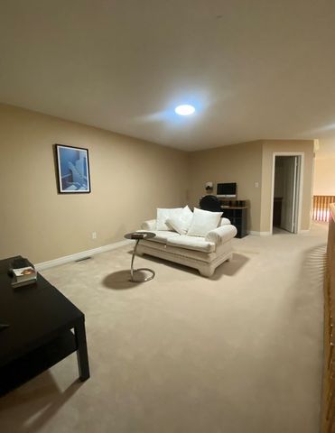 For Lease - 21 Trailside Walk, Brampton, Ontario - Photo 3