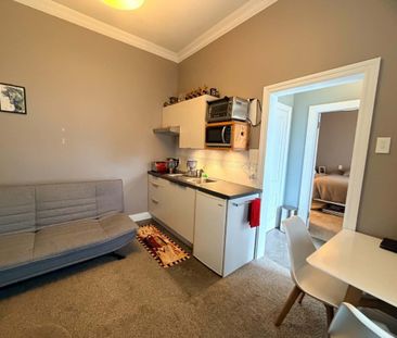 Warm & Comfortable 1-Bedroom Unit – Internet Included! - Photo 3