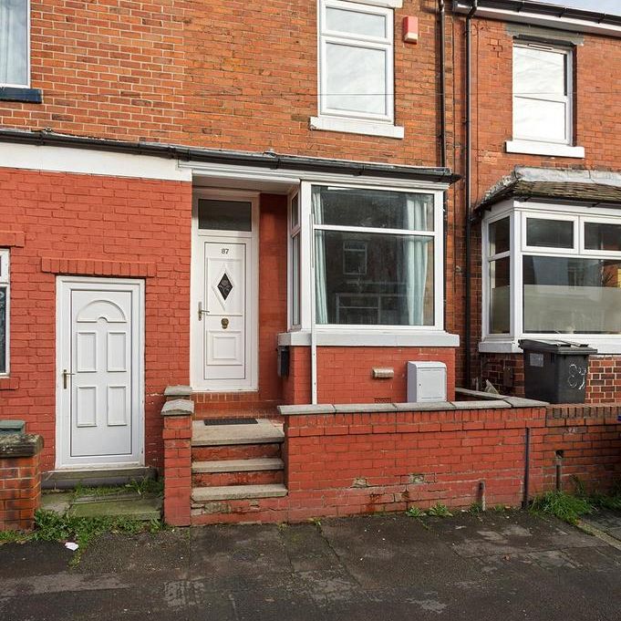 2 bedroom terraced house to rent - Photo 1