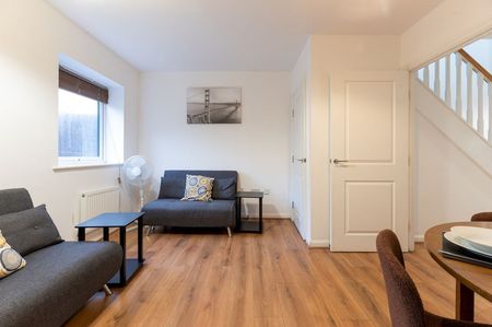 Central Road - Photo 5