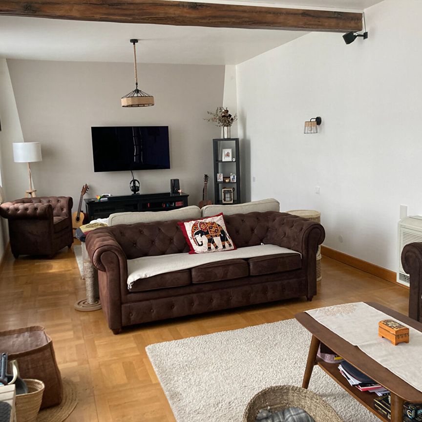 Location Appartement 5 pièces 193m² - Photo 1