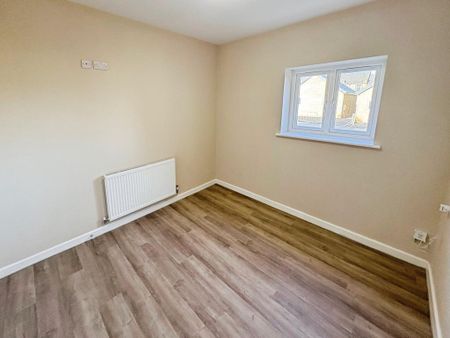 2 bedroom bungalow to rent - Photo 2