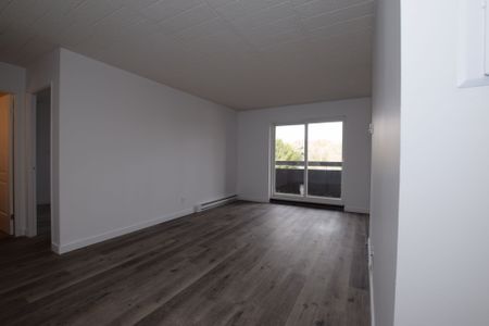 For Lease - 36 Freeborn Avenue Unit# 505, Brantford, Ontario - Photo 3