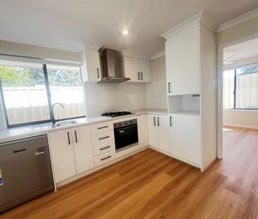 Beautiful Brand New 3 Bedroom Home - Photo 5