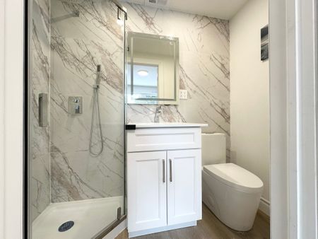 For Lease - 15 Nymark Avenue Unit# Main, Toronto, Ontario - Photo 5