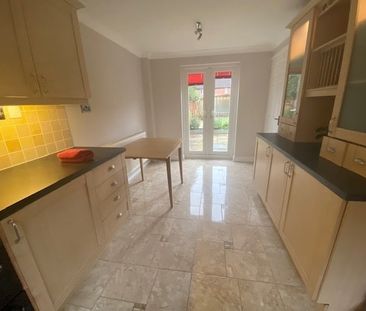 Hobart Crescent - Photo 1