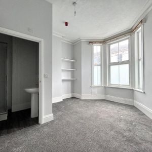1 bedroom house to rent - Photo 2