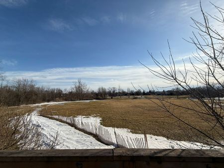 For Lease - 125 Davis Street, Thorold, Ontario - Photo 3