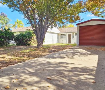 TWO BEDROOM DUPLEX AT A GREAT PRICE! - Photo 6