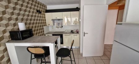 Location appartement 2 pièces 31.51 m² à Carqueiranne (83320) - Photo 5