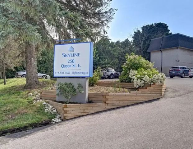Hillcrest Apartments | 250 Queen St. E., Fergus - Photo 1