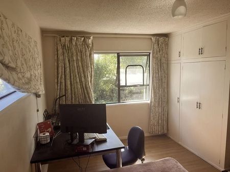 Furnished home in prime location - Photo 2