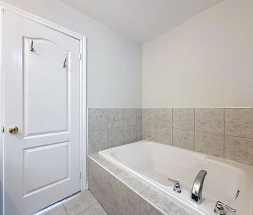 For Lease - 8777 Dufferin Street Unit# 14, Vaughan, Ontario - Photo 6