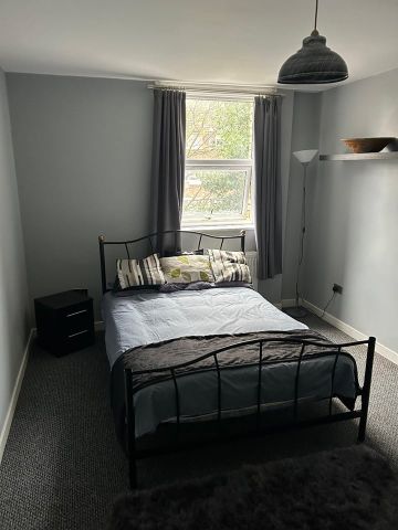 Room in a Shared House, Walerand Road, SE13 - Photo 5