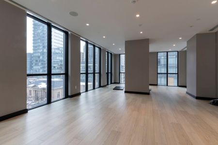For Lease - 1 Yorkville Avenue Unit# 1405, Toronto, Ontario - Photo 3