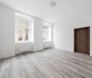 Pronájem bytu 1+kk - Fotografie 3