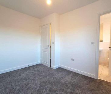 Columbus Drive, Shavington, Crewe - Photo 6