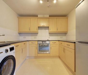 2 bedroom apartment to rent - Photo 3