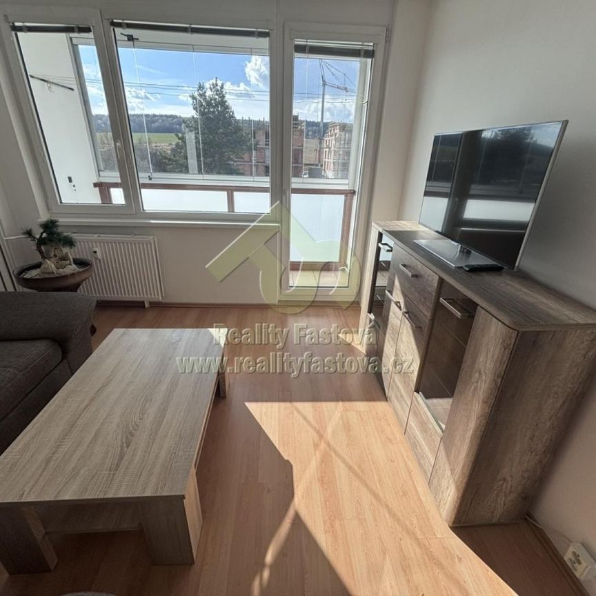 Pronájem bytu 3+1 72 m² - Fotografie 1
