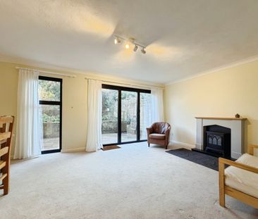 3 bedroom House To Let - Photo 1