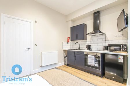 1 bed Studio for Rent - Photo 2