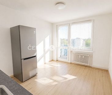 Pronájem bytu 1+1 38 m² - Фото 2
