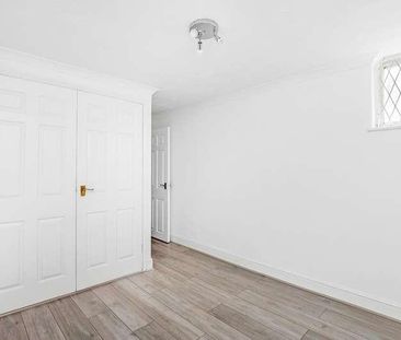 Bermondsey Square, SE1 - Photo 4