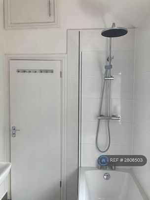 2 bedroom semi-detached house to rent - Photo 1