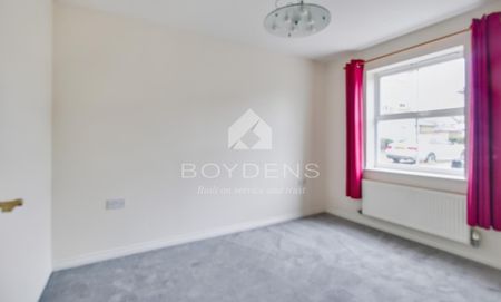 Robin Crescent, Colchester - Photo 5