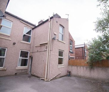 3 bedroom house share to rent - Photo 1