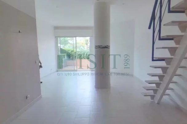 GOLFE JUAN - REZ DE JARDIN - 2 PIECES - Photo 1