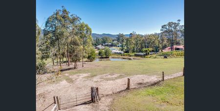 382 Maudsland Road, Maudsland, QLD 4210 - Photo 5