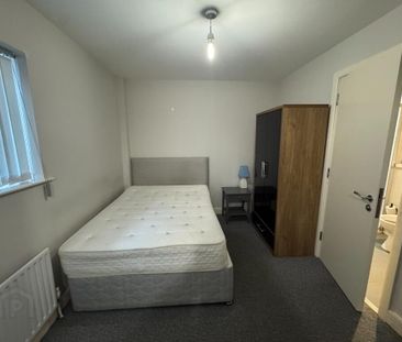 909 College Court Central, 56 King Street, Belfast, BT1 6BZ - Photo 4