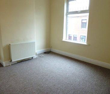 2 bedroom terraced house to rent - Photo 6