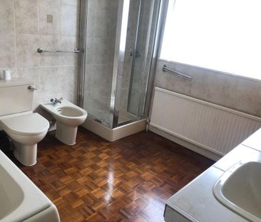 4 bedroom house to rent - Photo 4