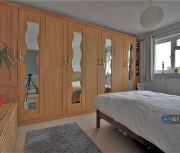 3 bedroom terraced house to rent - Photo 6