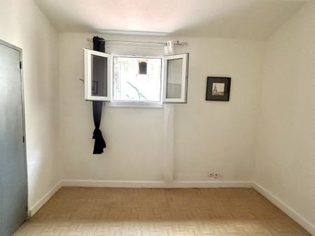 Location Appartement 1 pièce 15m² MARSEILLE 1er - Photo 3