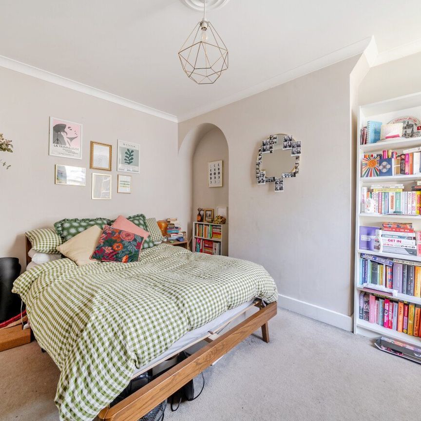 Doddington Grove, Kennington, London, SE17 - Photo 1