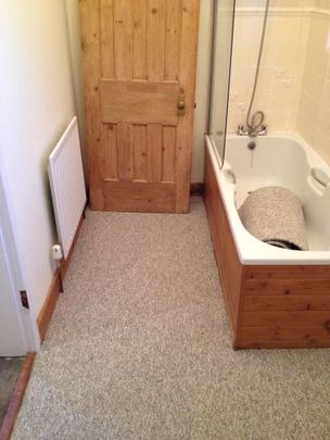 2 bedroom cottage to rent - Photo 1