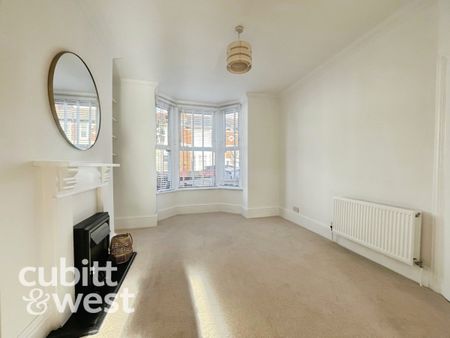 3 bedroom terraced house to rent - Photo 4