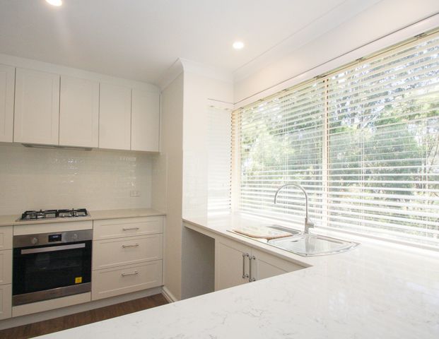 OVER 55's COMPLEX 2x1 + Study BOASTING LOCATION AND VALUE! - Photo 1