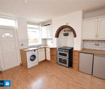 Dalton Grove, Leeds, West Yorkshire, LS11 - Photo 6