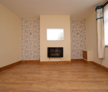 2 Bedroom Terraced House - Photo 3